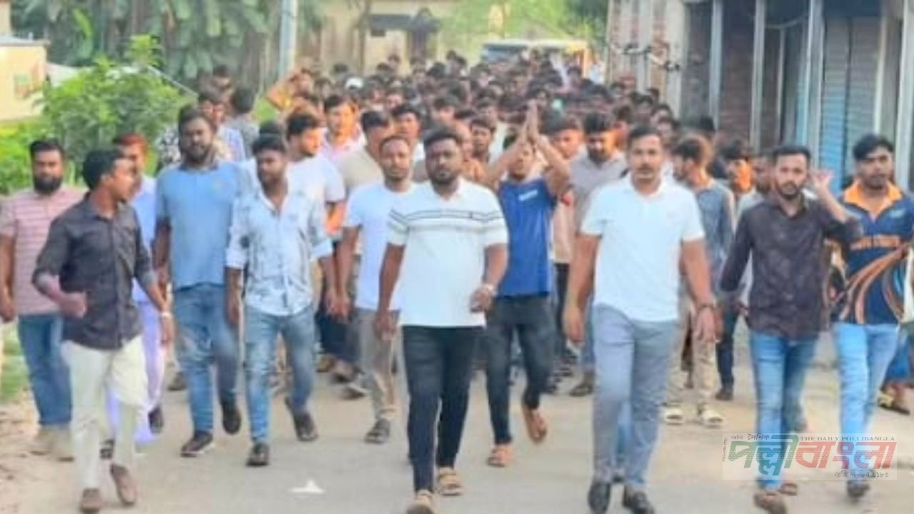 নৈরাজ্য ঠেকাতে পাহারায় থাকবে কোনাবাড়ির যুবদলের নেতৃবৃন্দ 